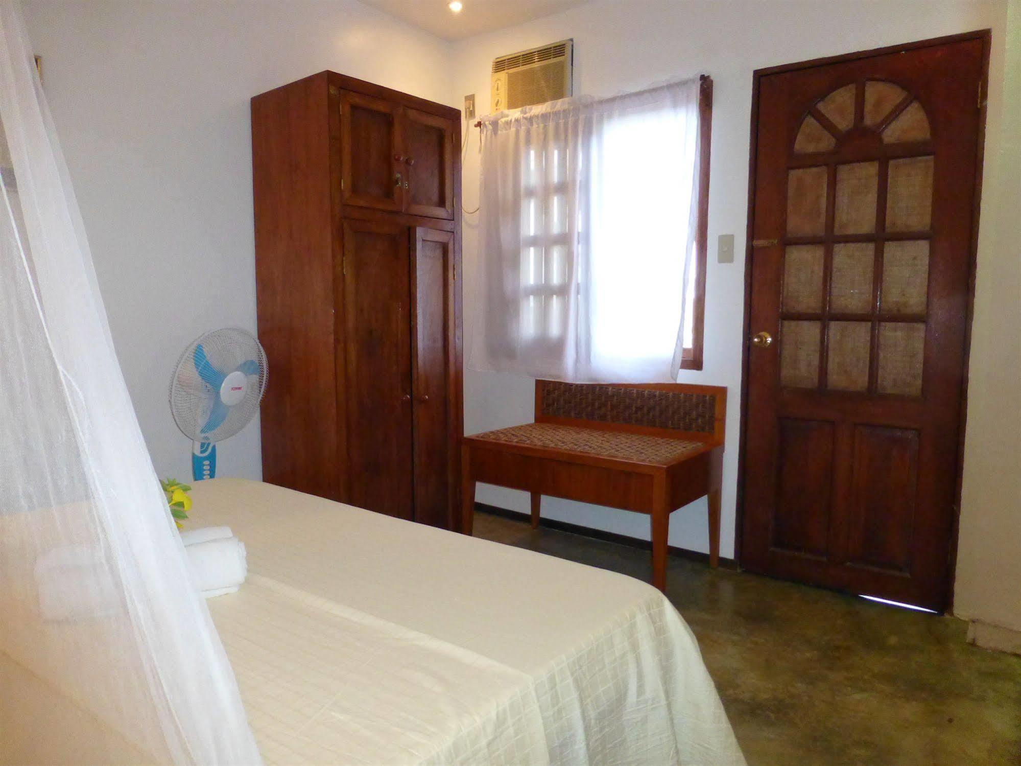 Talima Beach Villas & Dive Resort Cebu Εξωτερικό φωτογραφία